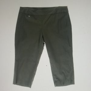 Alfani womens plus pull on tummy control capris